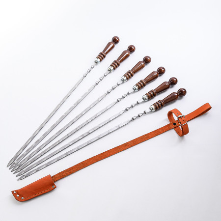 A set of skewers 670*12*3 mm in a leather quiver в Новосибирске